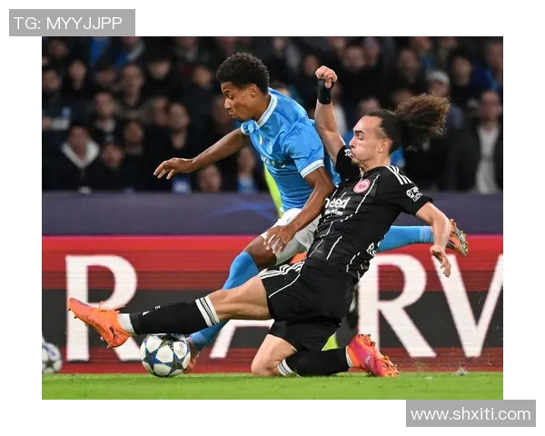 欧冠激战尤文图斯小胜那不勒斯红牌事件引发全场热议与转会传闻