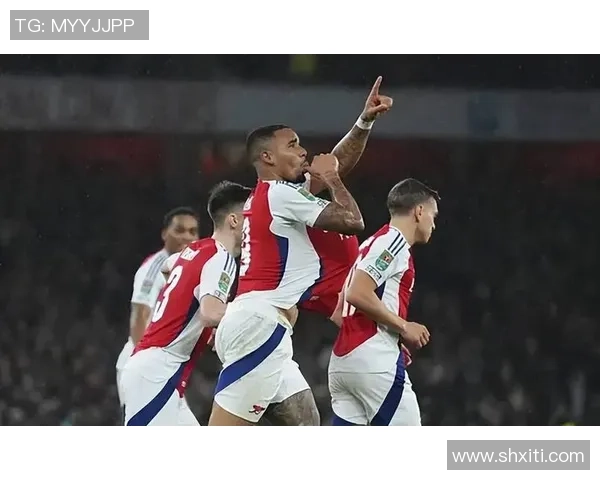 友谊赛平局那不勒斯与阿森纳激战帽子戏法引发转会热议