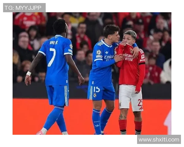 欧冠激战尤文图斯大胜皇马四球狂潮补时绝杀瞬间引发全场狂欢 欧冠激战尤文图斯大胜皇马四球狂潮补时绝杀瞬间引发全场狂欢